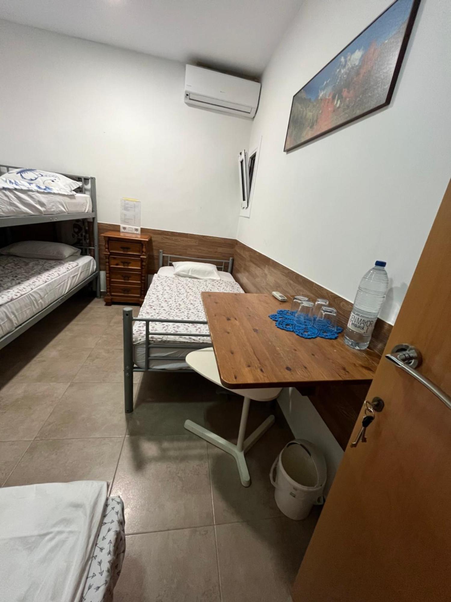 Cozy Room Next To El Prat Airport El Prat de Llobregat Extérieur photo